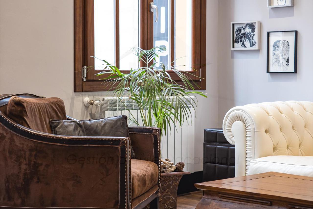 Chambre Noir Apartamento Oviedo Eksteriør billede